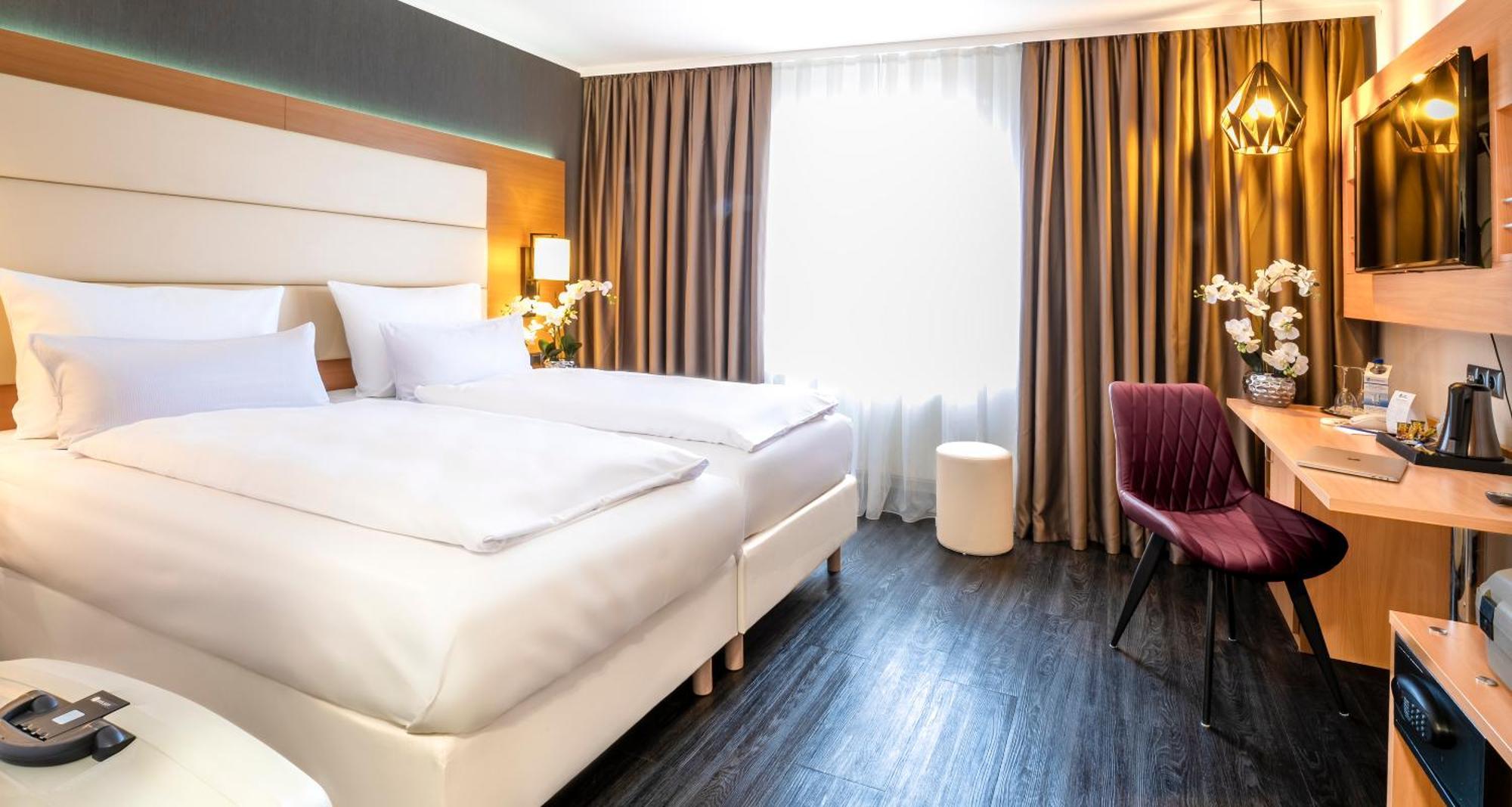Plaza Inn Heilbronn Esterno foto